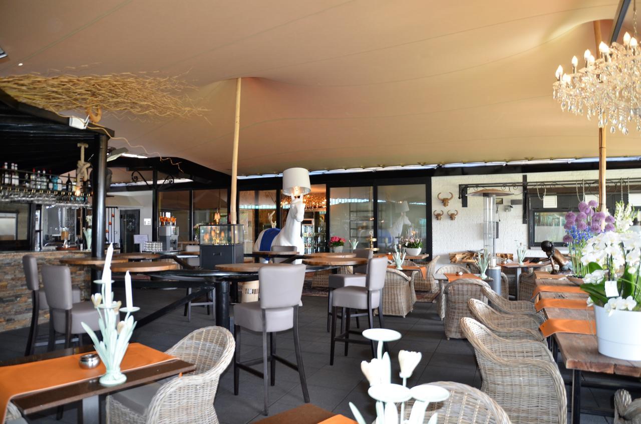 Hotel Monte Cristo Hoeselt Bagian luar foto