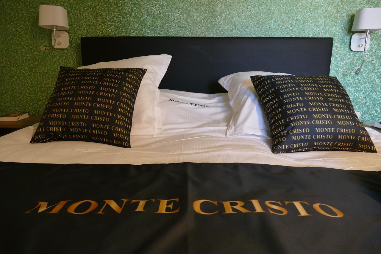 Hotel Monte Cristo Hoeselt Bagian luar foto