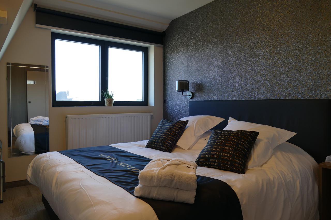 Hotel Monte Cristo Hoeselt Bagian luar foto