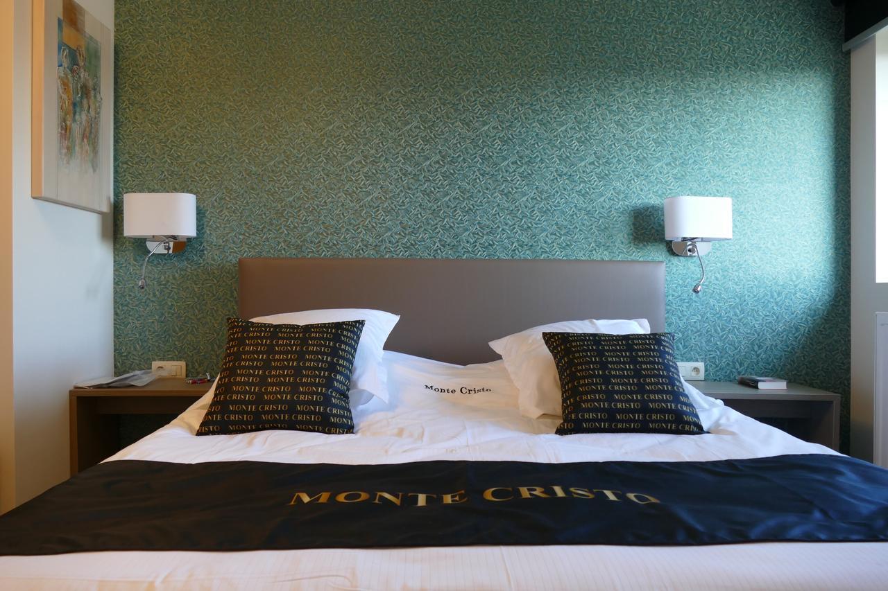 Hotel Monte Cristo Hoeselt Bagian luar foto