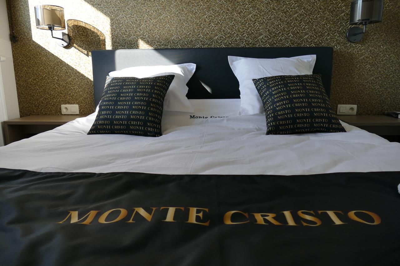 Hotel Monte Cristo Hoeselt Bagian luar foto